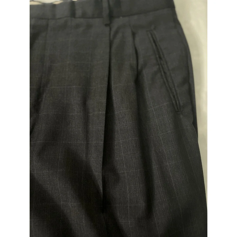 Chiavari Suit Mens 48R/42w Charcoal windowpane 100%‎ Wool 2 Button Made in Italy - Picture 9 of 10